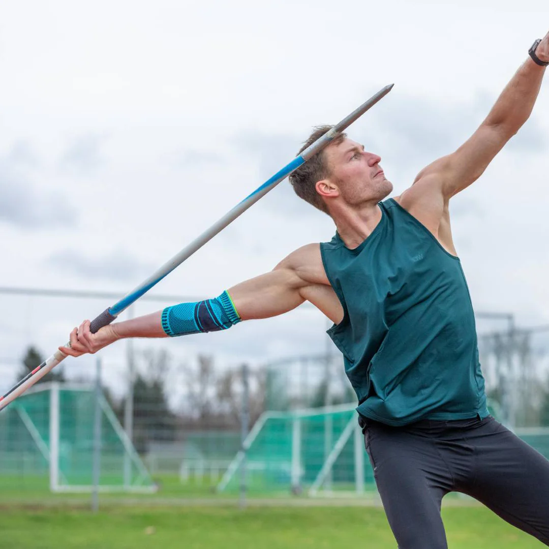 业的蓬勃发 业的蓬勃发